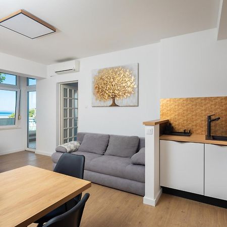 East Side Apartment Omiš Extérieur photo