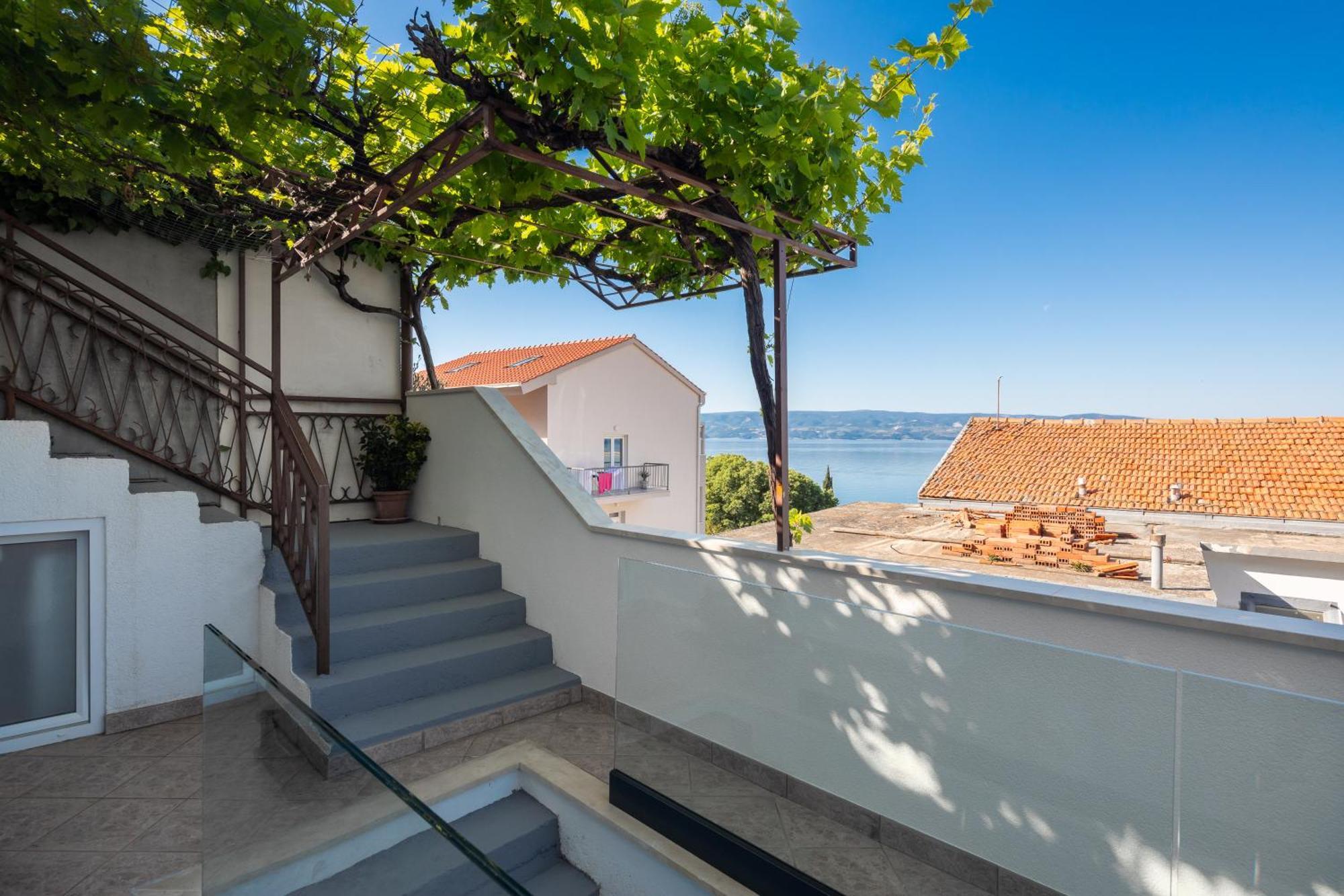 East Side Apartment Omiš Extérieur photo