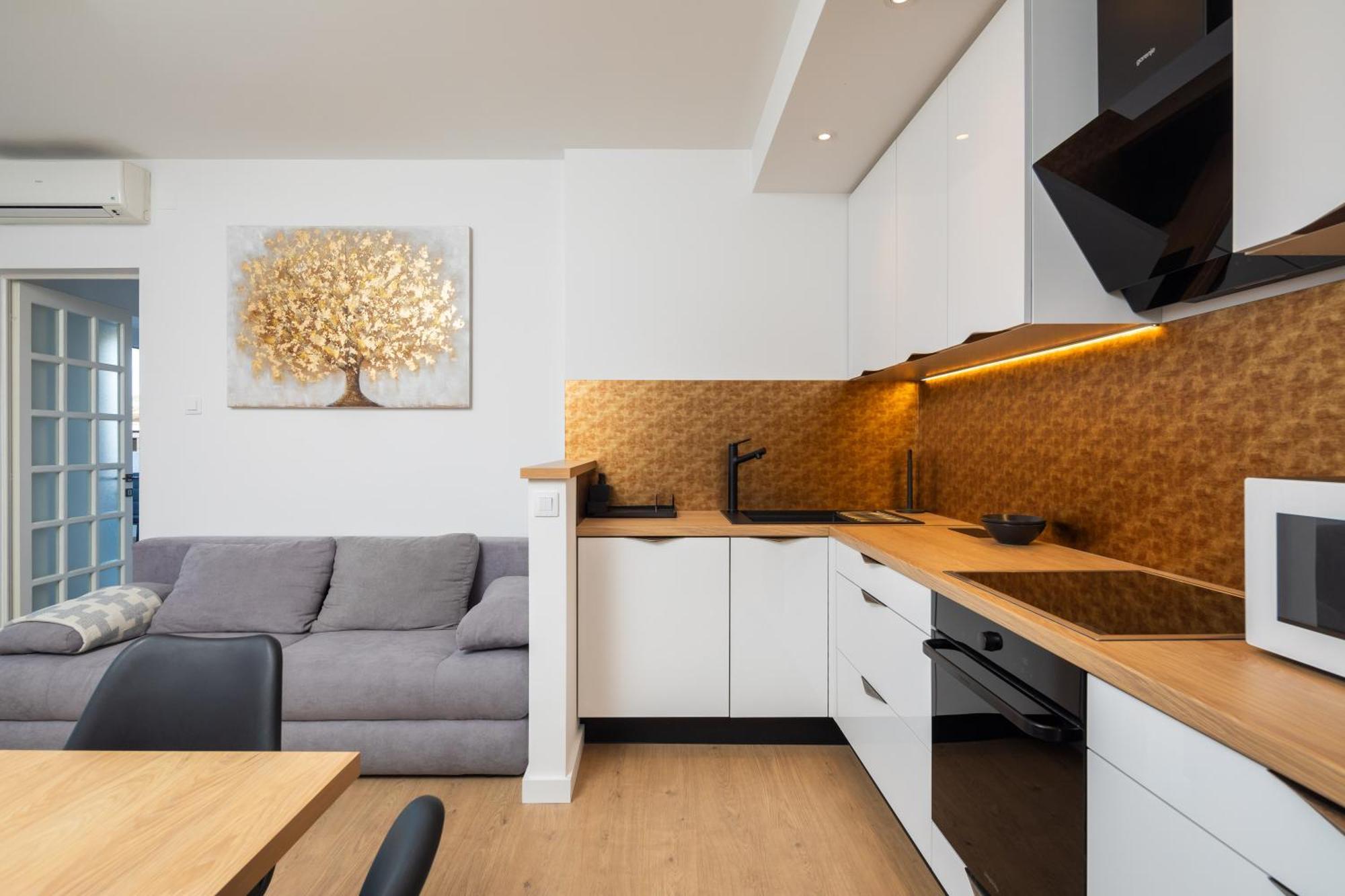 East Side Apartment Omiš Extérieur photo